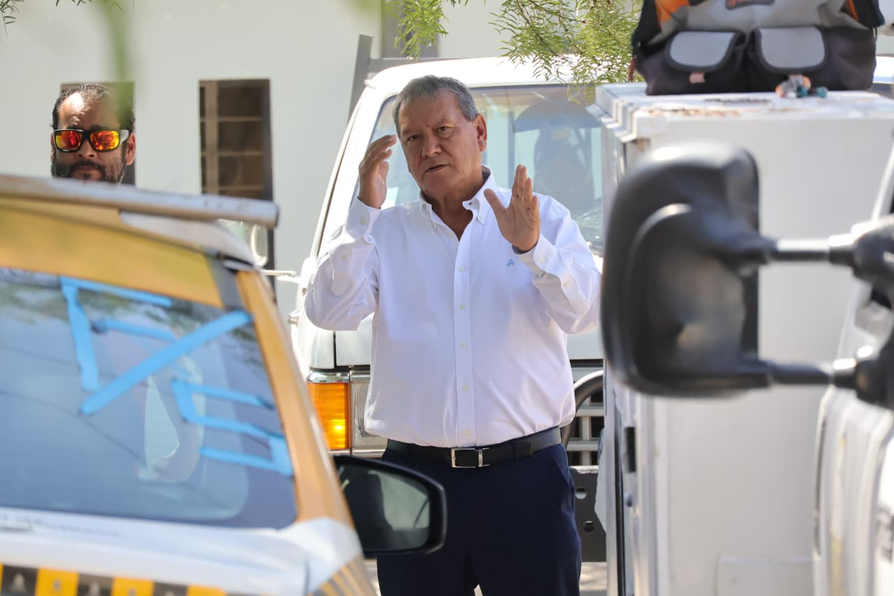 Responde Óscar Ríos a peticiones en colonia «San Luisito»