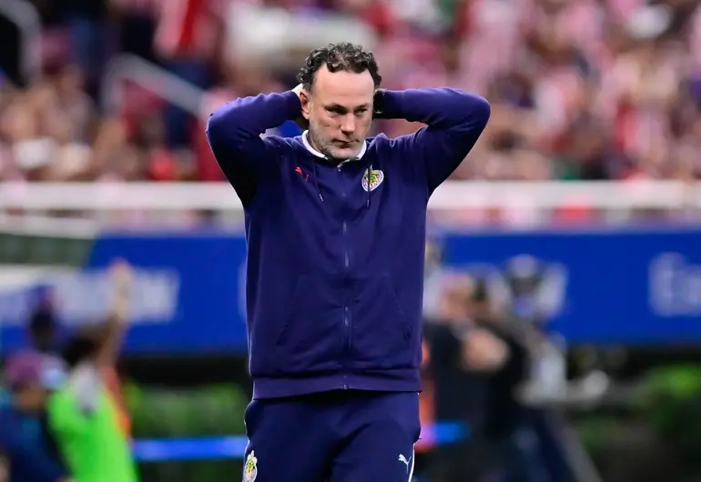 Javier Milito no renunciará ahora a Chivas, pero explica cuándo lo haría