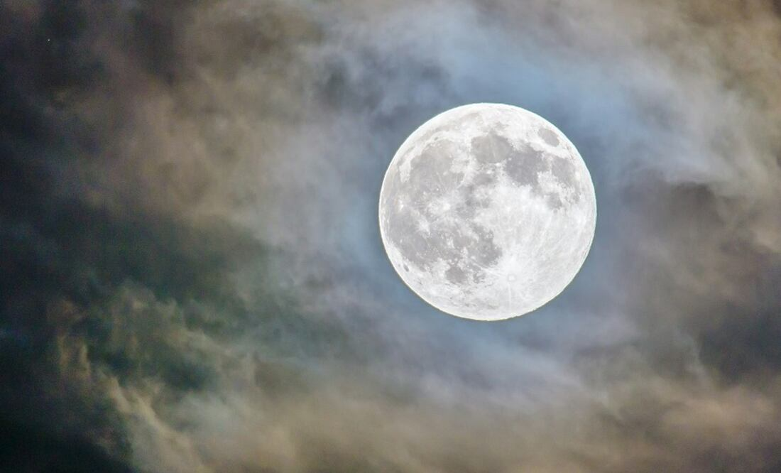 Luna de Esturión 2025: esta es la hora exacta del fenómeno astronómico en México; así se verá