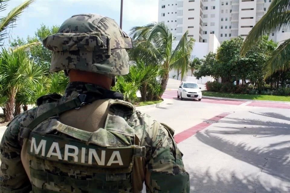 Muere, ahora, mando naval en práctica de tiro