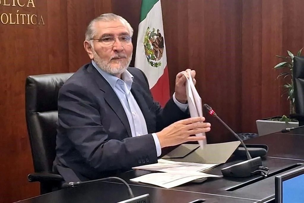 Dice Adán Augusto que pagó 22 mdp de ISR en dos años
