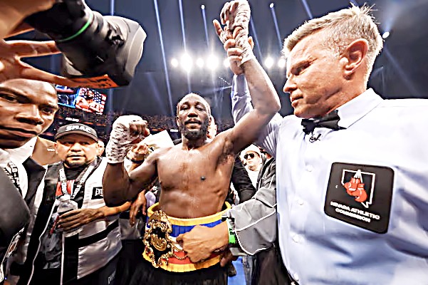 DECEPCIONA EL CANELO