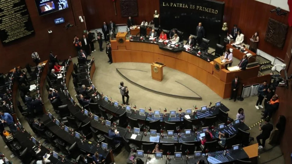 Senado llama a comparecer a seis secretarios del gabinete
