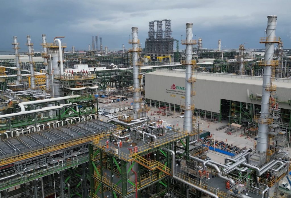 Pemex produce tres veces más que en 2018: CSP