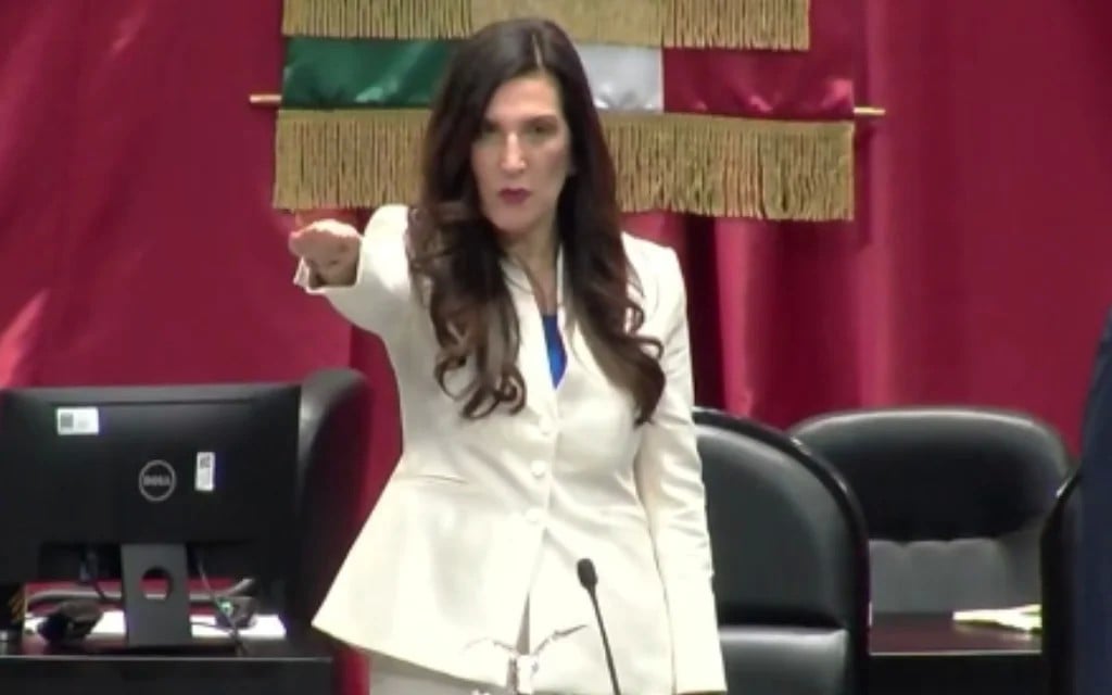 Asume Kenia López como presidenta de Cámara de Diputados