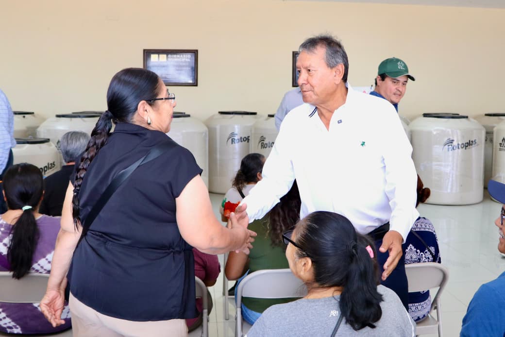 Gestión de Óscar Ríos lleva más beneficios a familias