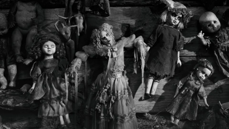 Lady Gaga revela video grabado en Xochimilco y dirigido por Tim Burton