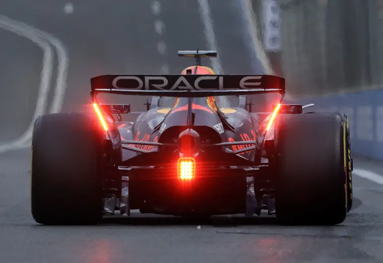 Así quedó la parrilla de salida del GP de Azerbaiyán 2025