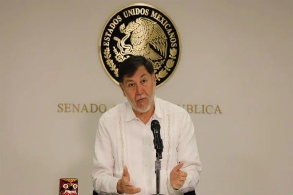 Va Noroña a Palestina… con vuelo ‘regalado’