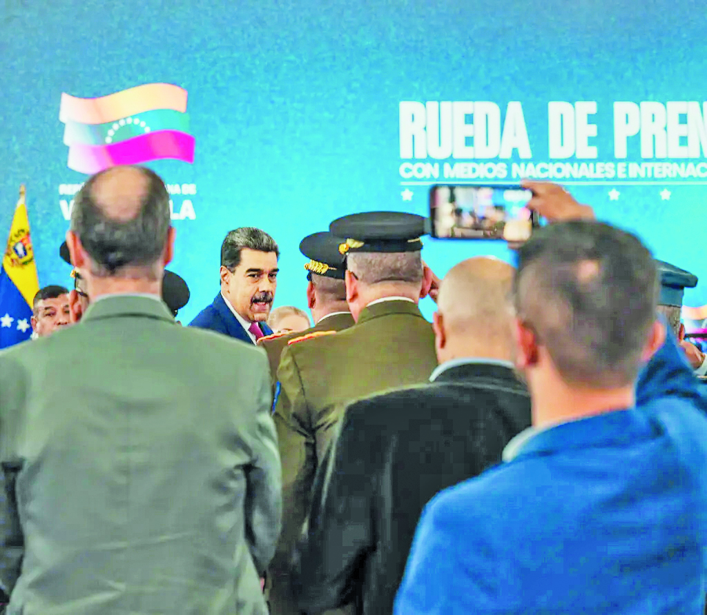 Autoriza EU a CIA estrategias para derrocar a Maduro: NYT