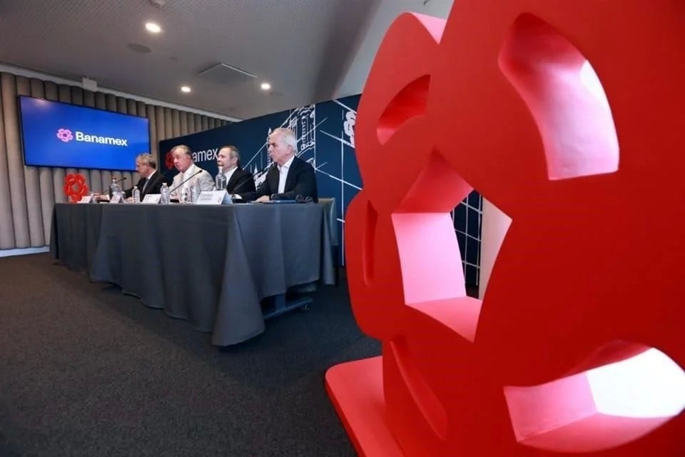 Va Grupo México por el 100% de Banamex