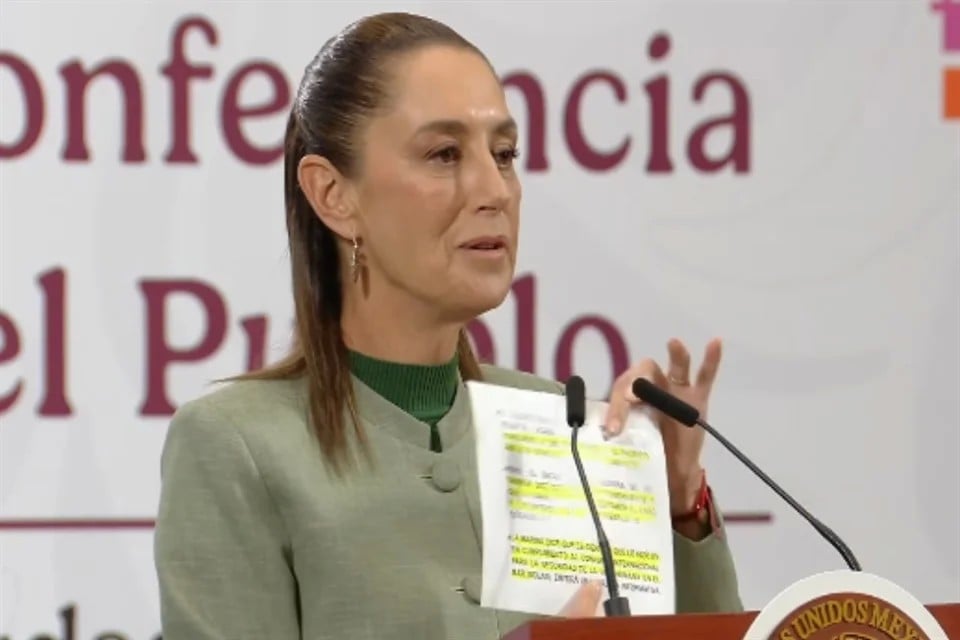 Rescata Marina a uno de los sobrevivientes