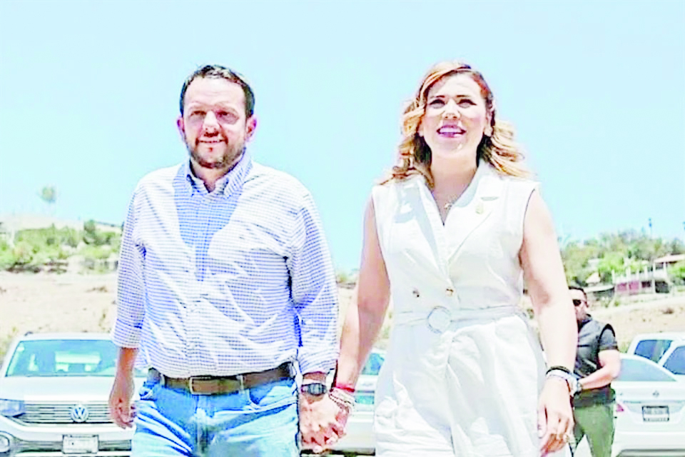 Anuncia Gobernadora de Baja California su divorcio