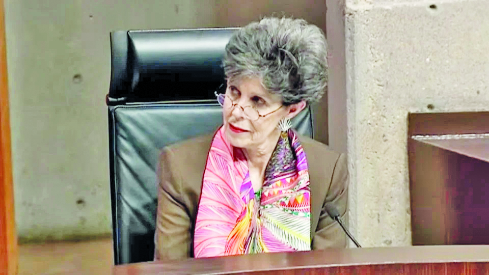 Entre aplausos, Janine Otálora se despide como magistrada del TEPJ