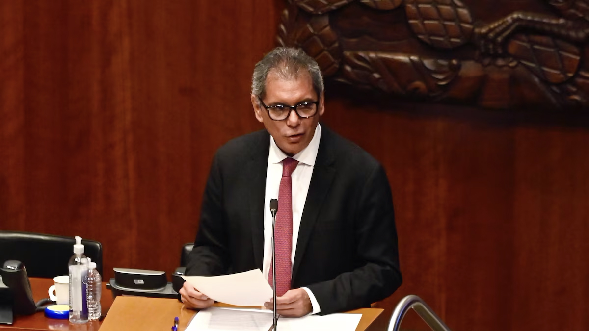 Déficit fiscal se dispara por apoyo financiero a Pemex