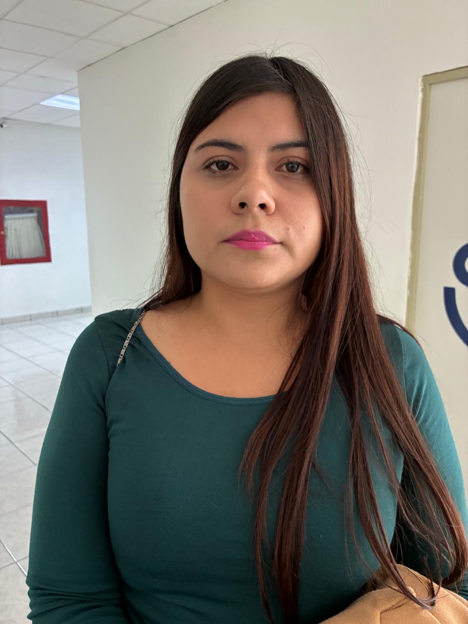 Usa padre influencias para arrebatar a hija