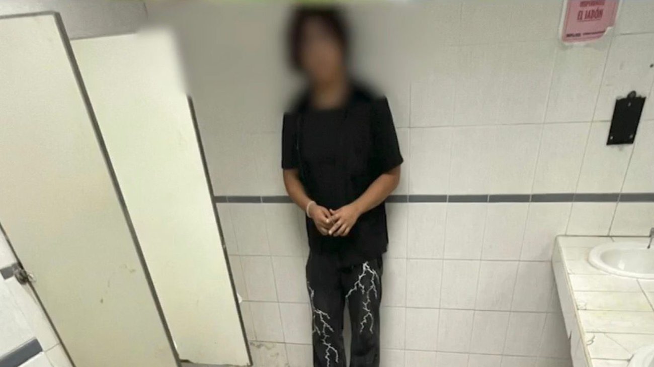 Al penal estudiante que grabó a mujeres en baño