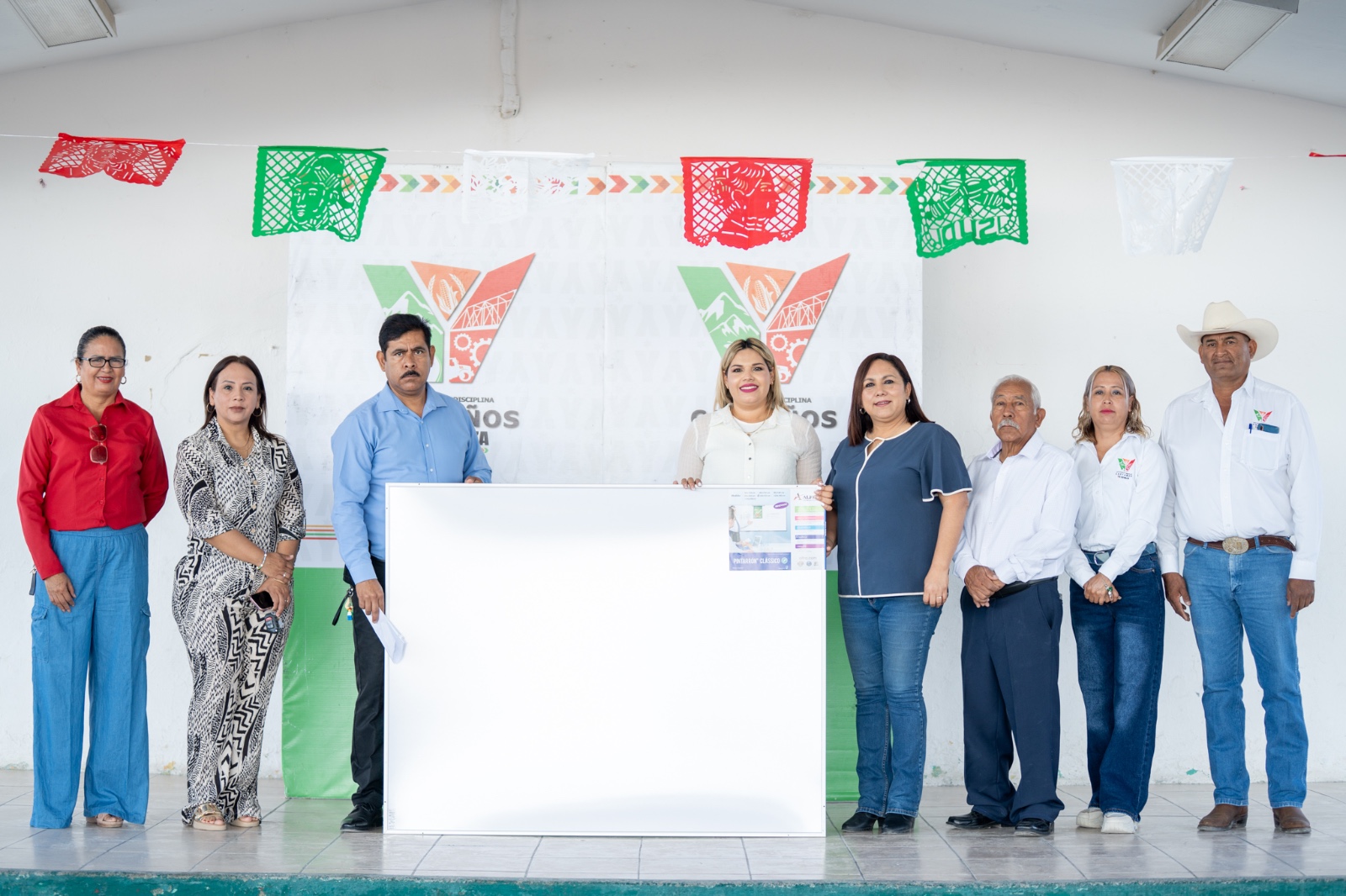 IMPULSA YESICA ACCIONES EN FAVOR DEL SECTOR EDUCATIVO