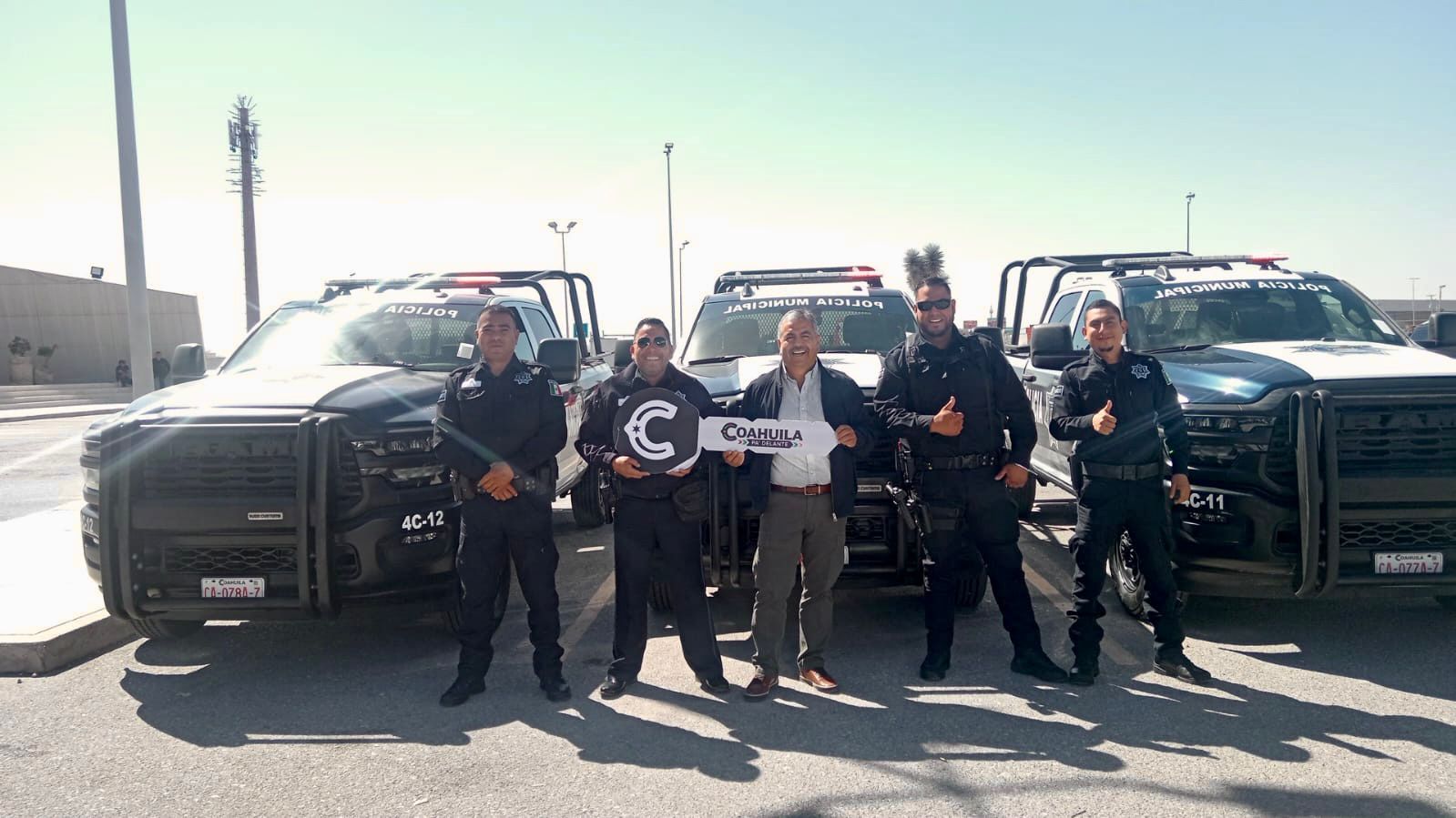Fortalecen seguridad de 4-C con nuevas patrullas