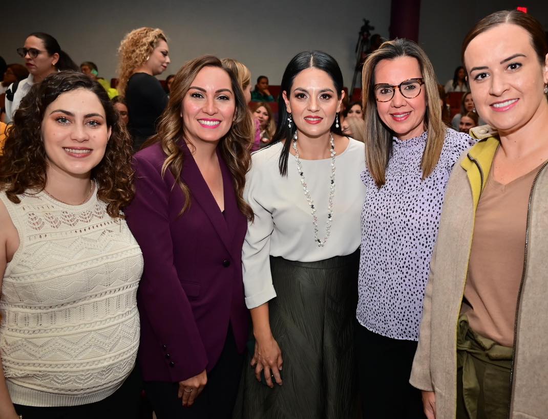 Realizan “A 72 años del voto de la mujer”