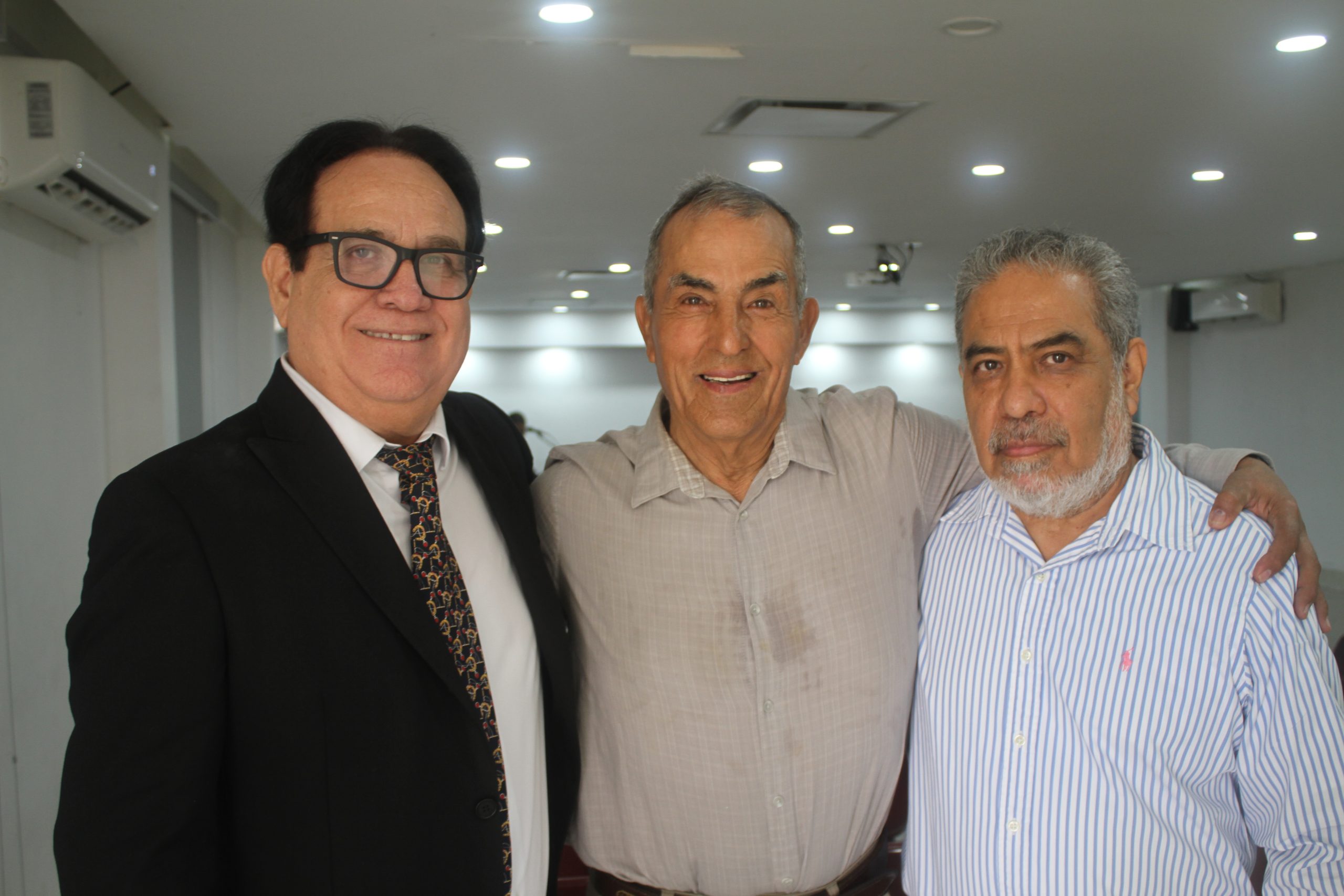 Emotivo reencuentro: a 50 años del CBTIS 36