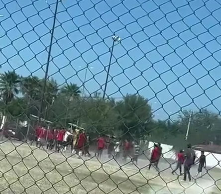 Convierten cancha de fut en ring de peleas