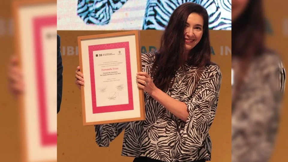 Gana escritora Fernanda Trías Premio Sor Juan Inés de la Cruz