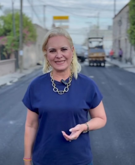 Supervisa Laura avances de trabajos en calle Juárez
