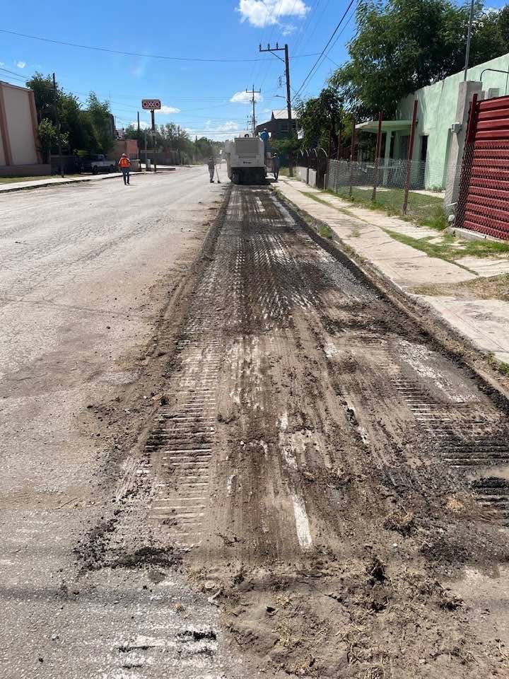 Avanza recarpeteo de calles en todo Múzquiz