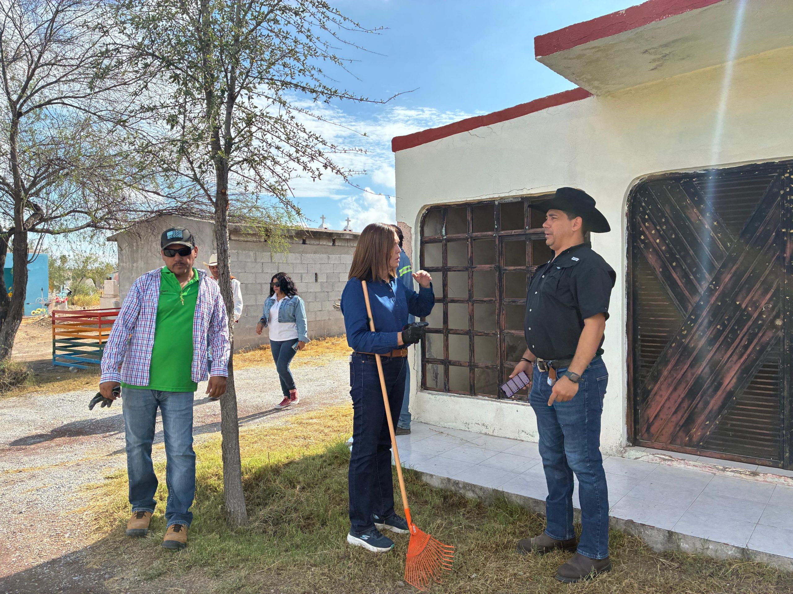 Acelera Municipio labores de limpieza del panteón Dolores