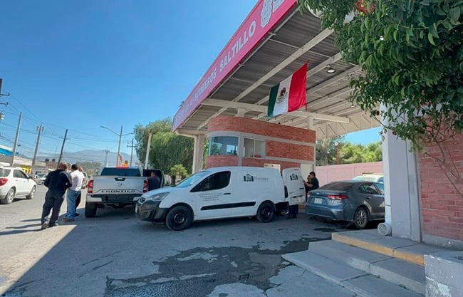 Mujer pierde la vida en estación de bomberos