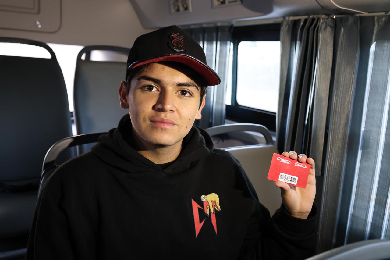Estudiantes ahorran hasta 45 pesos diarios