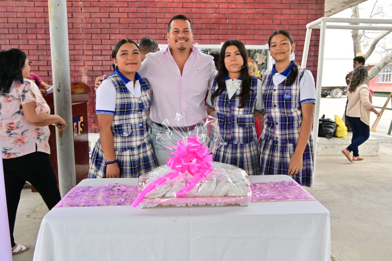 Promueve San Buena salud con Cascada Rosa