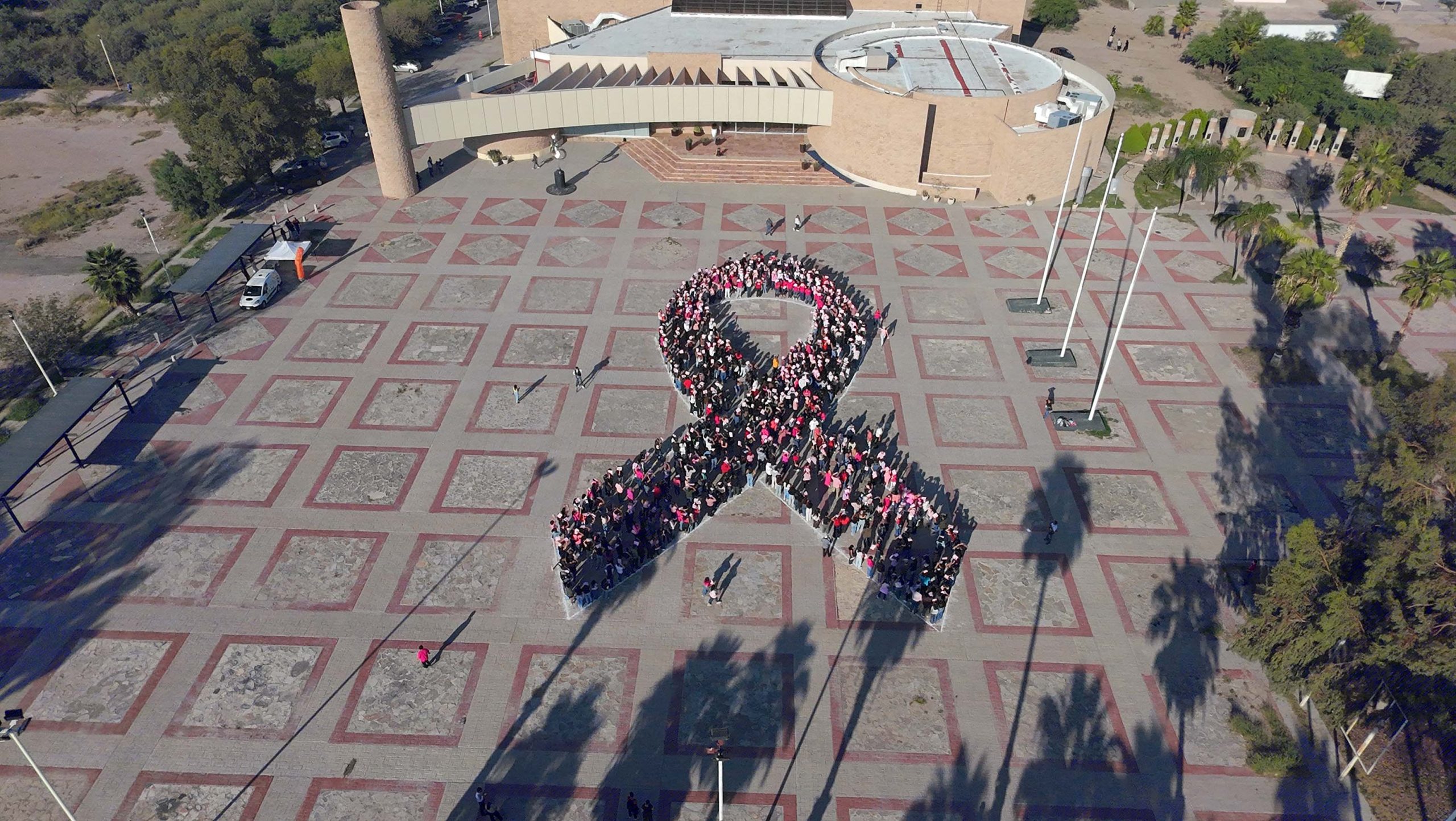 Forman Lazo Rosa Humano en la UAdeC Unidad Laguna