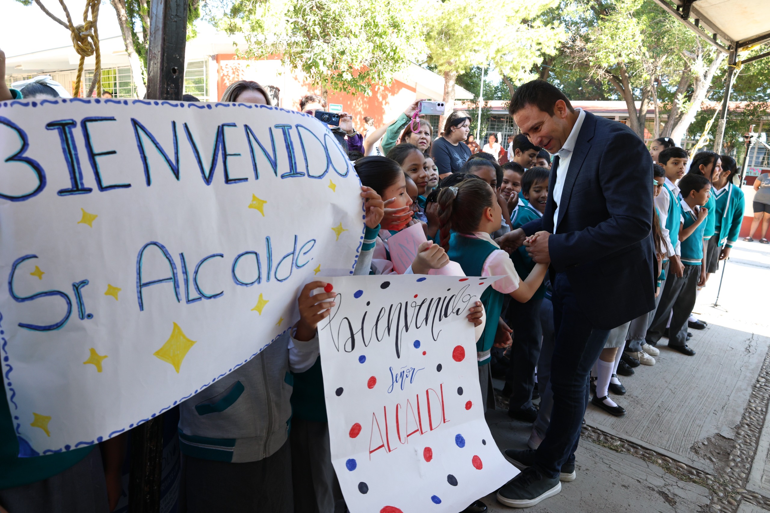 Es firme el apoyo a la educación: Javier Díaz González