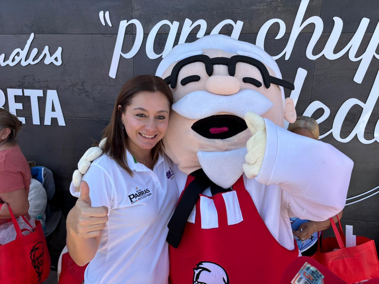 Apertura KFC la sucursal 600 en Parras