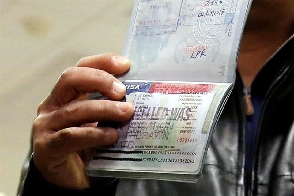 Mantiene visa de EU costo de 185 dólares