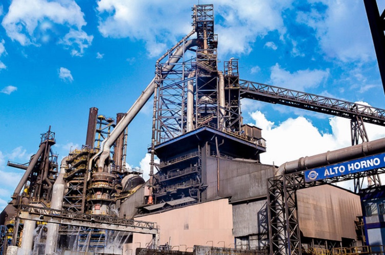 Demandan trabajadores agilizar venta de AHMSA