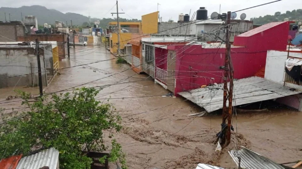 Asciende a 37 el número de m*ertos por intensas lluvias; Hidalgo registra 22