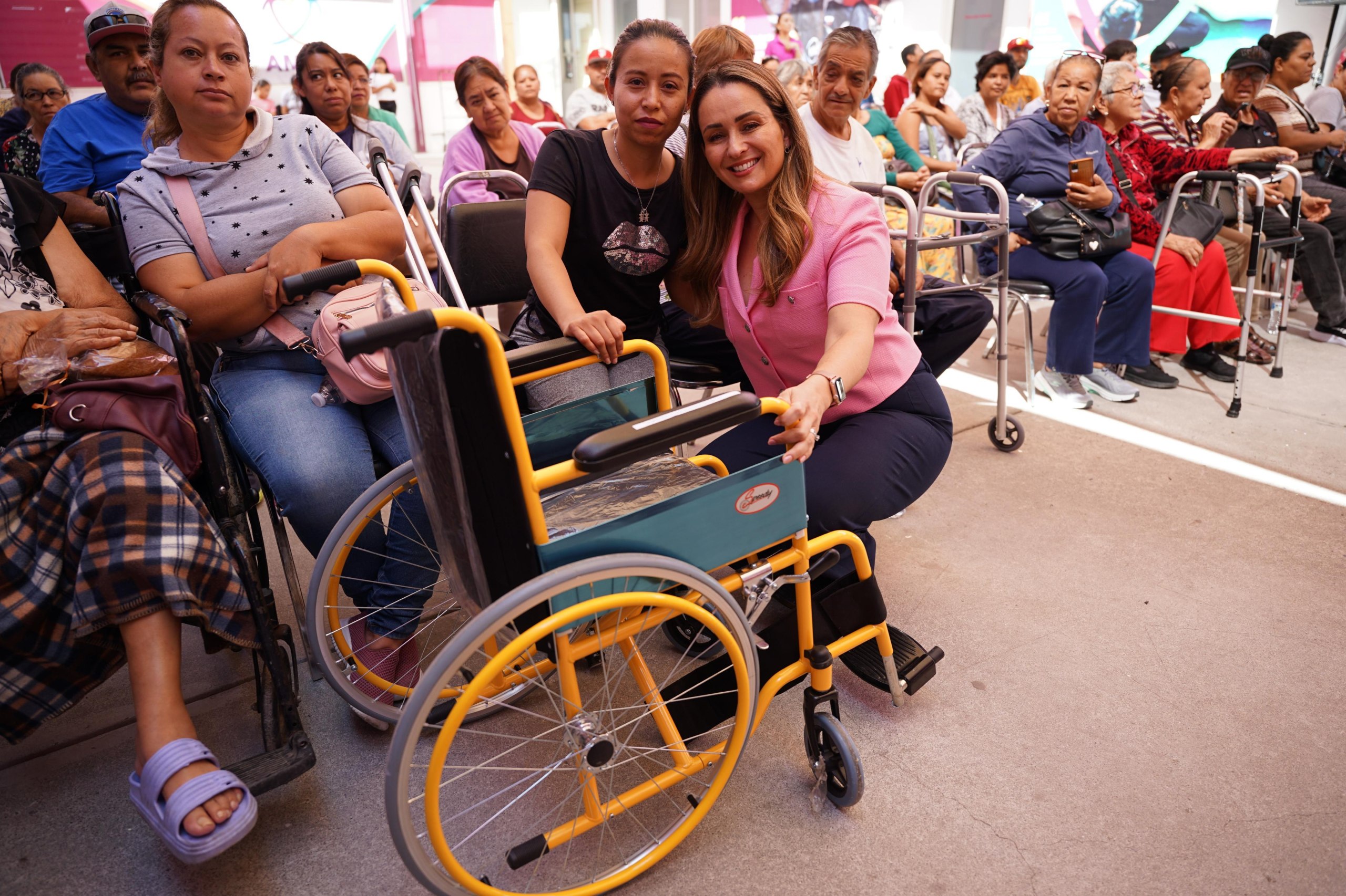Entrega Luly López aparatos ortopédicos; mejora calidad de vida de las y los beneficiados