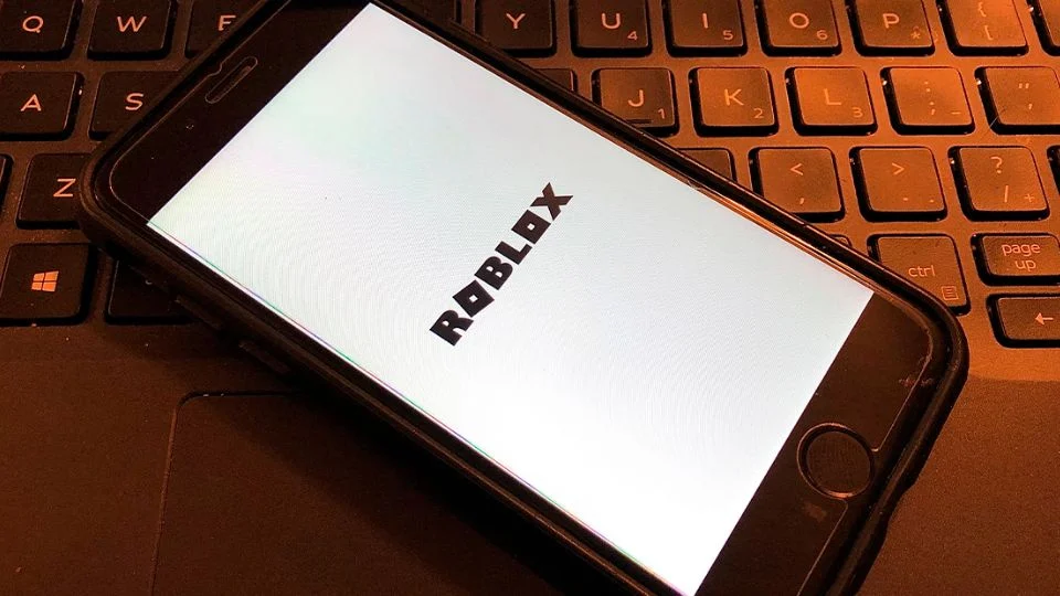 Florida abre investigación contra Roblox por falta de medidas contra depredadores sexuales