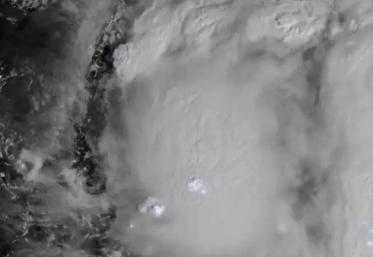 Tormenta ‘Melissa’ se convierte en huracán y azota el Caribe