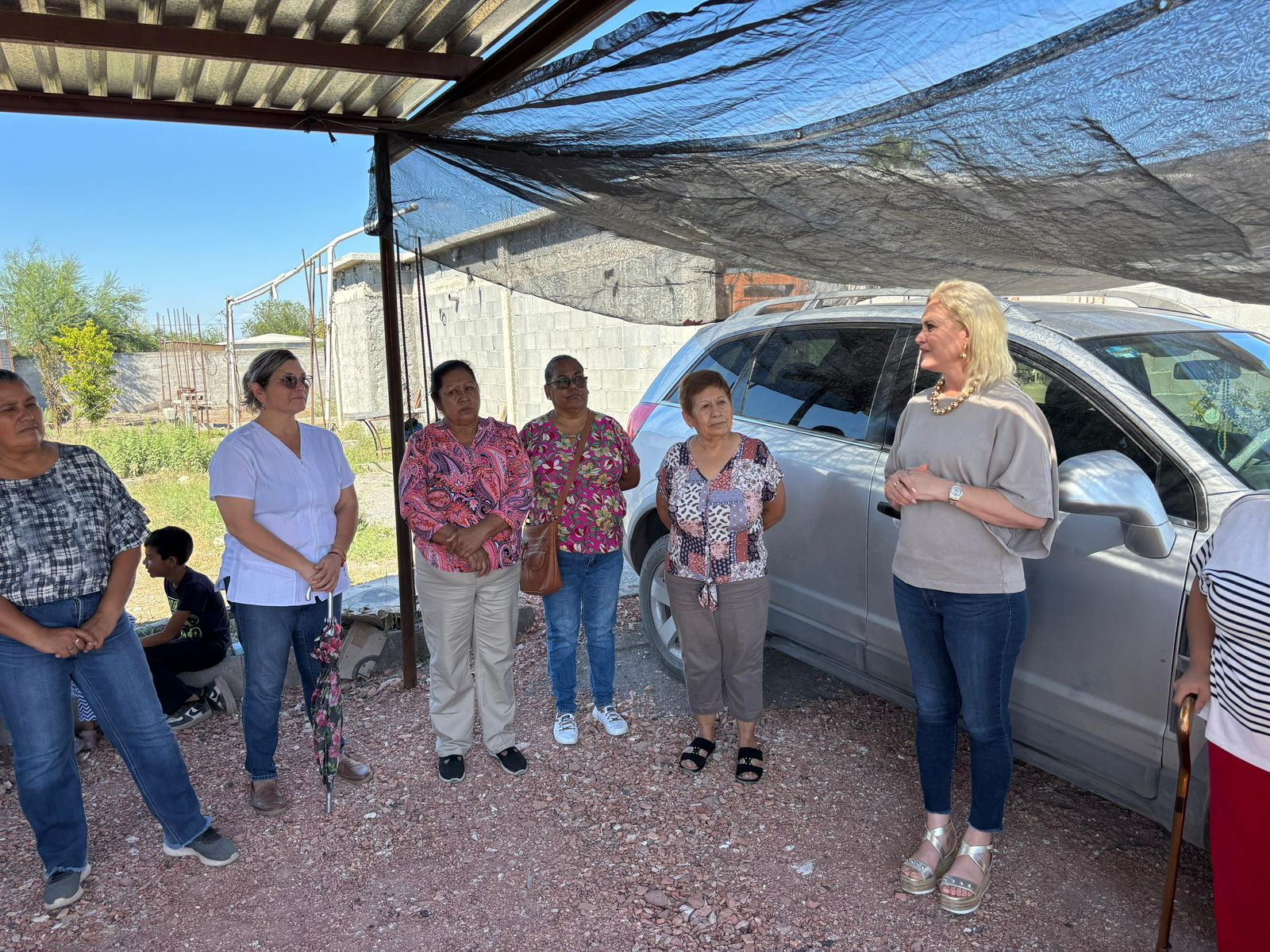 GOBIERNO MUNICIPAL ATIENDE PETICIÓN DE VECINOS DEL BARRIO EL AGRARIO EN VILLA DE PALAÚ