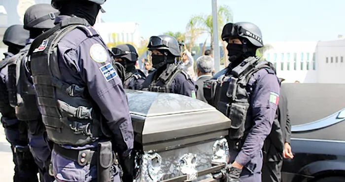 Suman 283 policías asesinados en el país