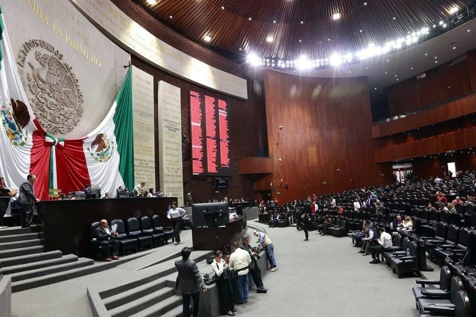 Posponen el dictamen sobre la revocación de mandato en 2027