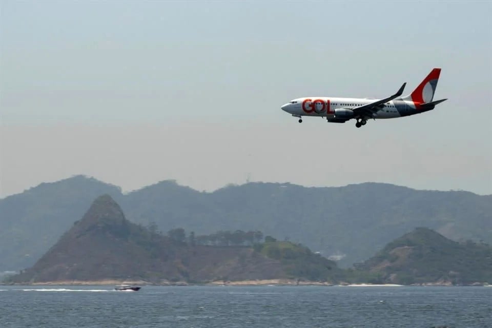 Cancelan 6 aerolíneas viajes a Venezuela