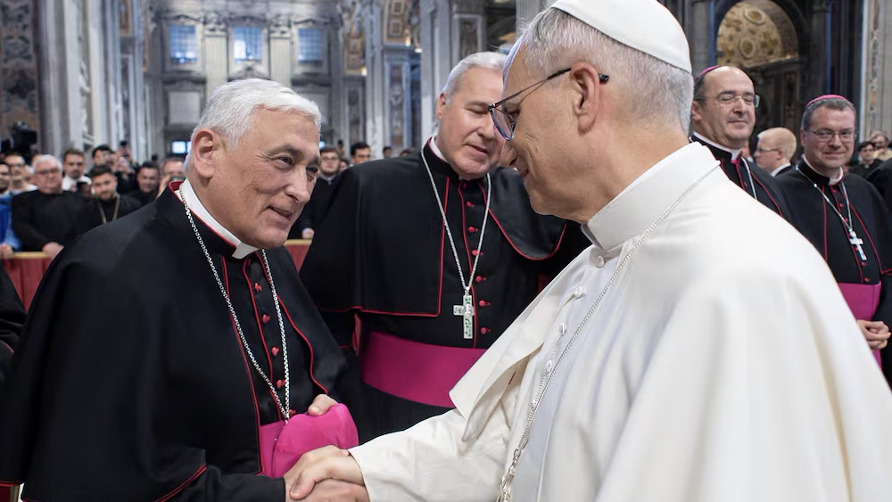 El Papa aparta al primer obispo español acusado de pederastia