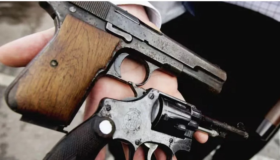 Decomisa Fiscalía de las Mujeres 40 armas