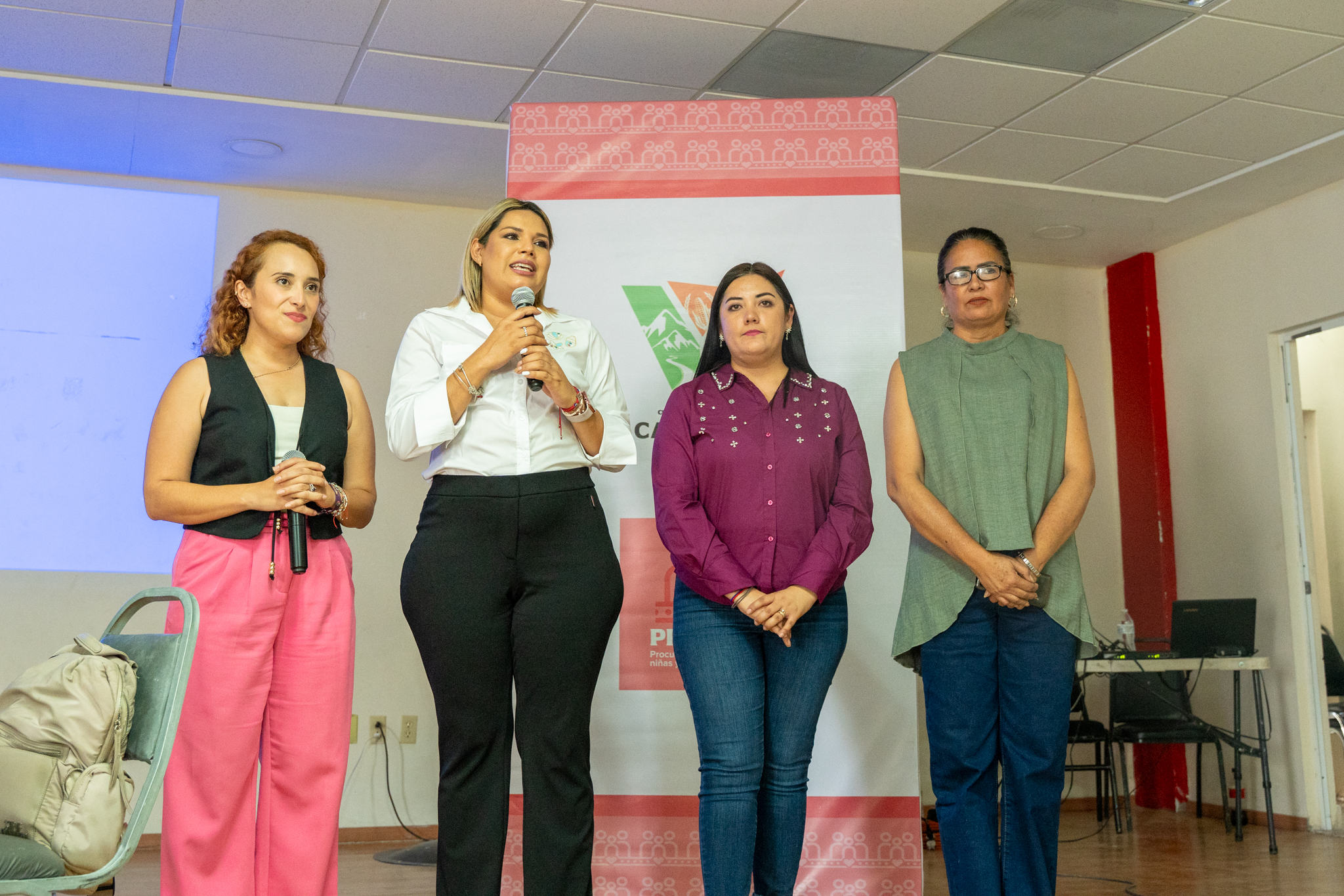 Unen esfuerzos Castaños y PRONNIF por los niños