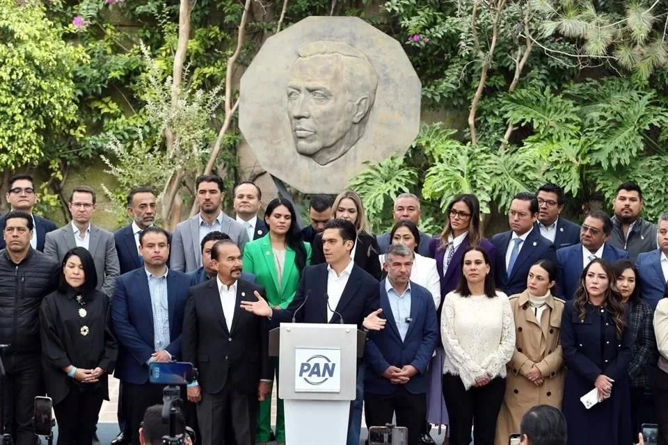 Exigen garantizar autonomía en la FGR